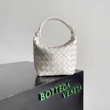 Bottega Veneta intrecciato